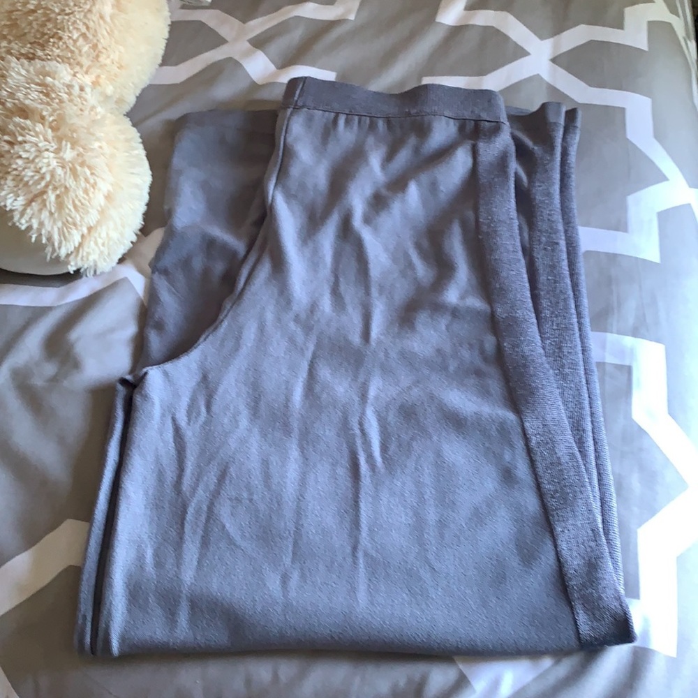 2 piece - Picture 3 of 8